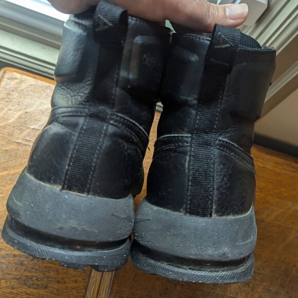 Nike Air Max Goaterra 2.0 Boot Women 8.5, Y 7 Mid Triple Black DC9515-001 - Picture 8 of 9